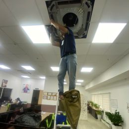 Vệ sinh máy lạnh tại Bình Dương